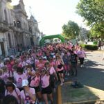 CÁNCER DE MAMA: GIGANTESCA MARCHA PARA CREAR CONCIENCIA SOBRE LA ENFERMEDAD