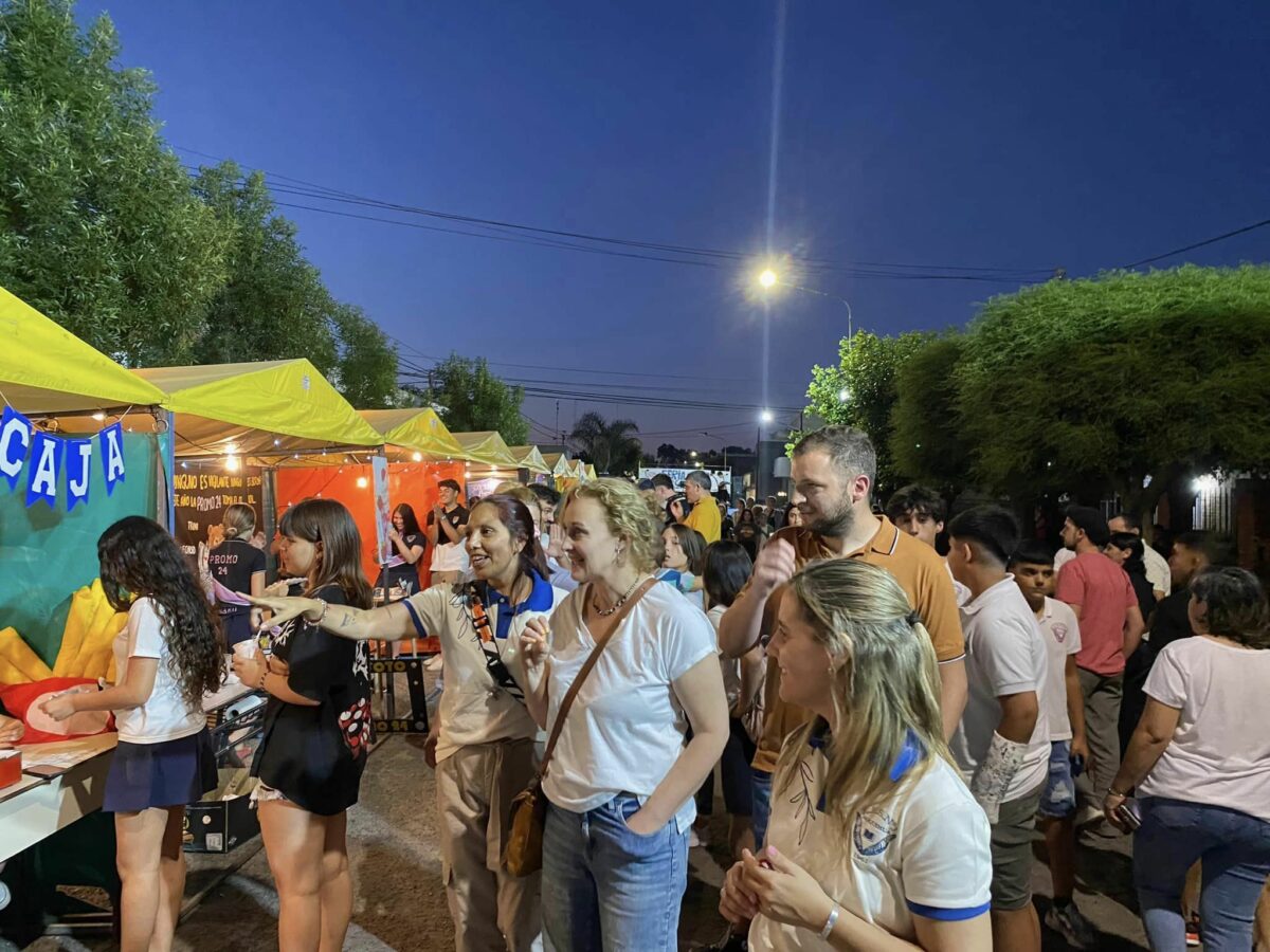 FERIA DE ACTIVIDADES COMERCIALES, EDUCATIVAS, CIENTÍFICAS Y DE INVESTIGACIÓN