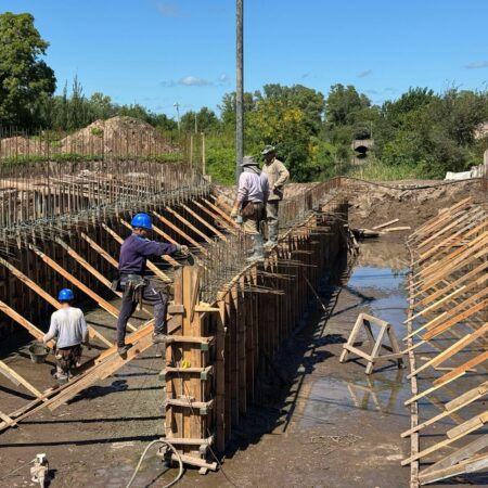 CONTINÚA OBRA DE ENTUBAMIENTO EN AVENIDA LISANDRO DE LA TORRE