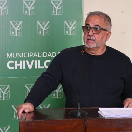 COLUMNAS: "ES IMPORTANTE QUE LOS VECINOS SEPAN QUE NOS ESTAMOS OCUPANDO"