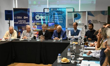EMPRESARIOS DE LA REGIÓN SE REUNIERON EN EL CENTRO COMERCIAL