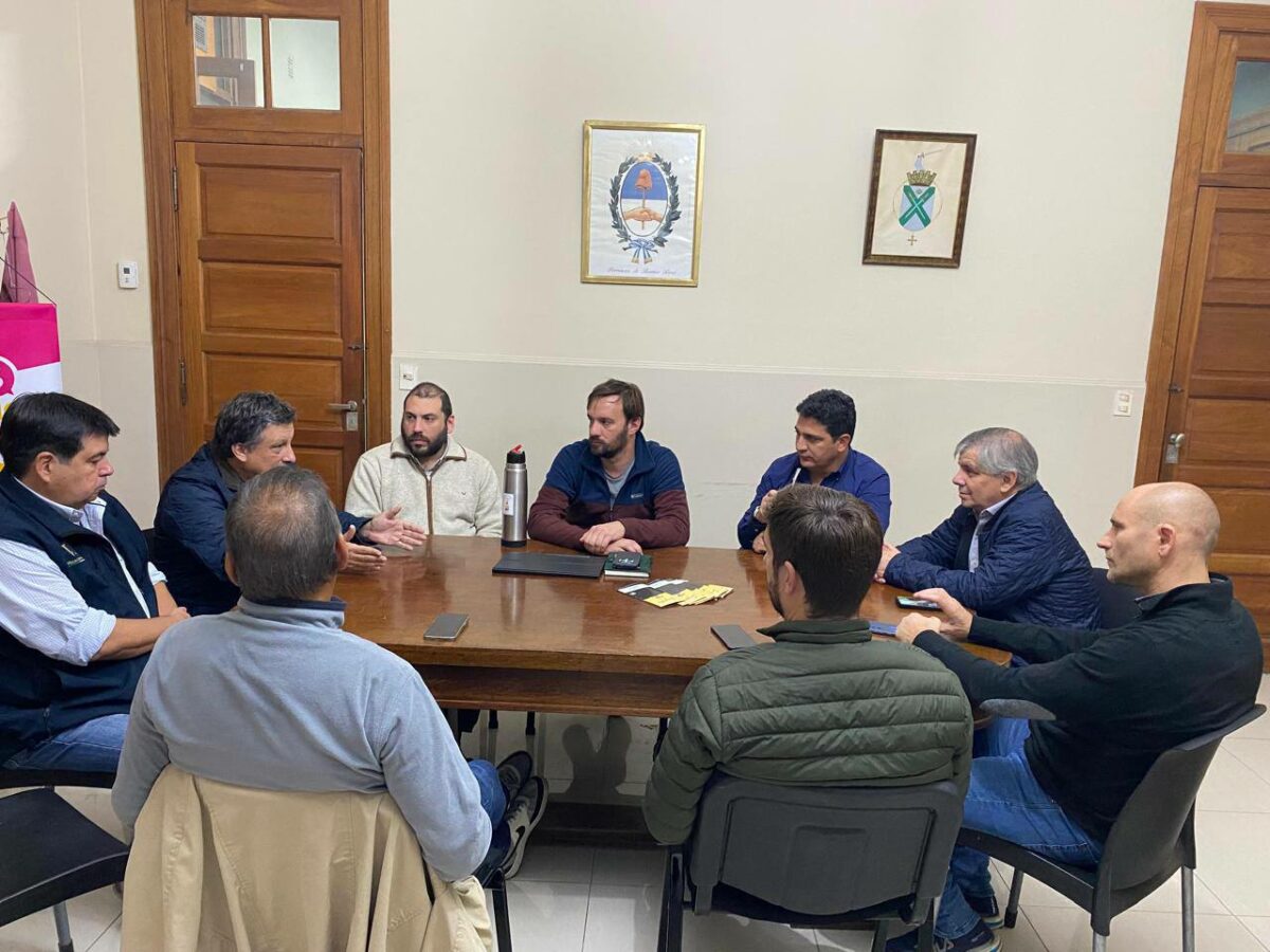 EVALÚAN IMPLEMENTAR SERVICIO DE TRANSPORTE PARA UNIR CIUDADES DE LA ZONA