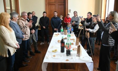 EL GOBIERNO LOCAL AGASAJÓ AL PERIODISMO
