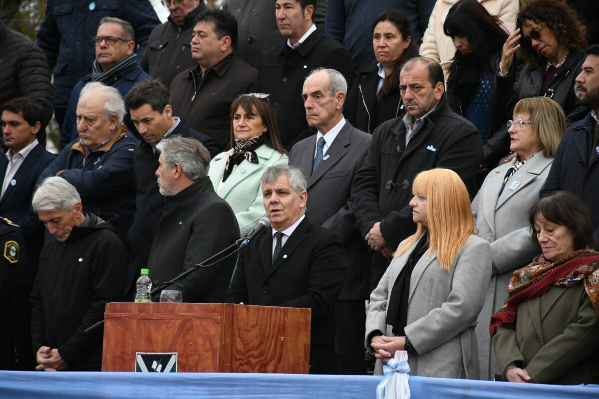 "CHIVILCOY NECESITA QUE TODOS PONGAMOS EL HOMBRO" AFIRMÓ EL INTENDENTE