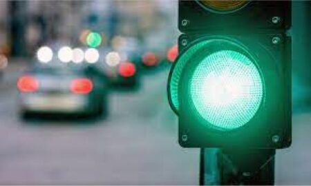 EN AVENIDA MITRE HABRÍA "ONDA VERDE" PARA AGILIZAR EL TRÁNSITO