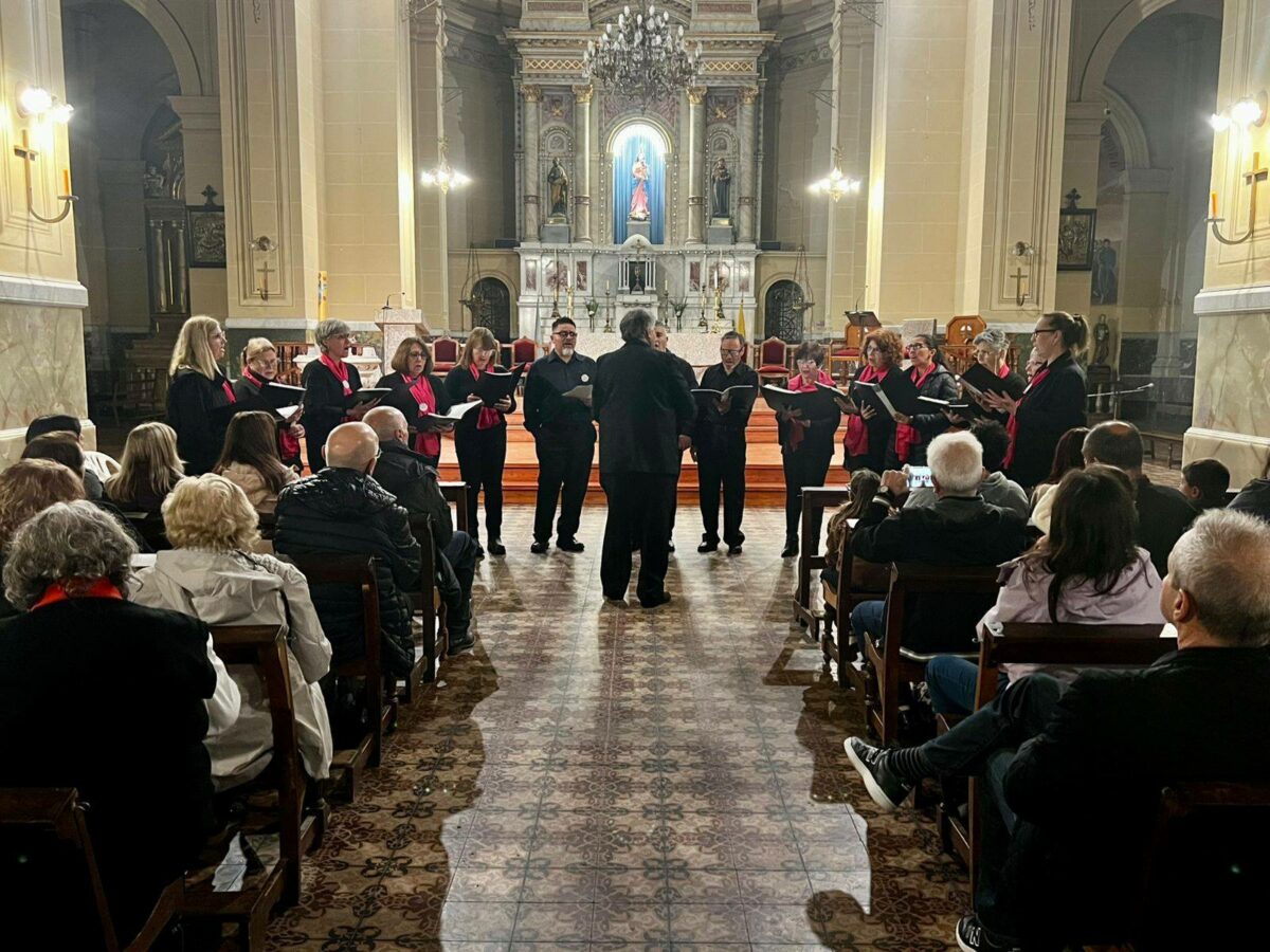 DESTACADA PRESENTACIÓN DE AGRUPACIONES CORALES