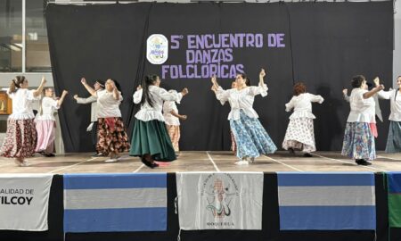 MOQUEHUÁ FUE SEDE DEL QUINTO ENCUENTRO DE DANZAS FOLCLÓRICAS