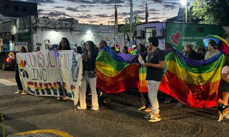 MARCHA DEL ORGULLO Y ACTIVIDADES ARTÍSTICAS EN LA PLAZA "CHARO LATESSA"