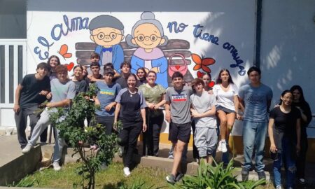 HOGAR "SAN JOSÉ": INAUGURAN MURAL QUE DESTACA VALORES DE LA ANCIANIDAD