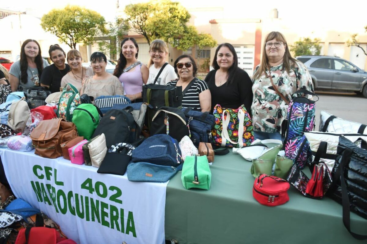 FERIA EDUCATIVA CON PROPUESTAS DE FORMACIÓN PARA JÓVENES Y ADULTOS