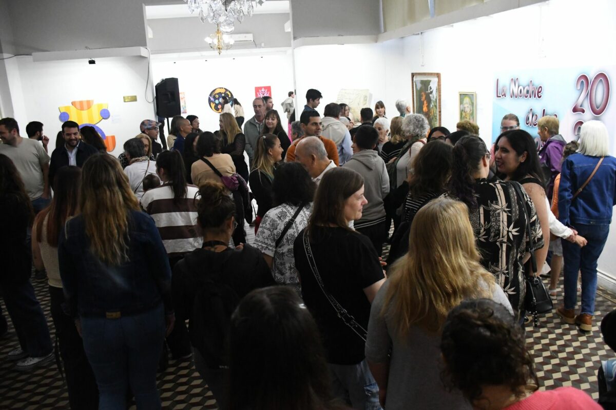 ARTE, HISTORIA, MÚSICA Y PATRIMONIO LUCIERON EN "LA NOCHE DE LOS MUSEOS": 10 FOTOS