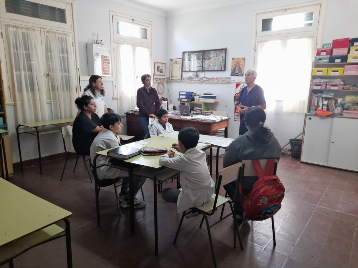 EL SECRETARIO DE SALUD VISITÓ ESCUELAS RURALES