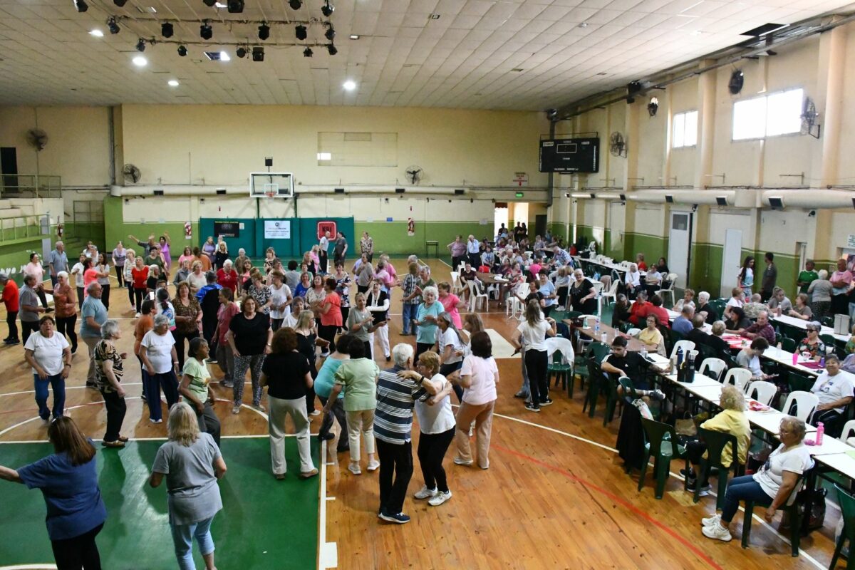 JORNADA DE CIERRE DE LOS TALLERES MUNICIPALES PARA ADULTOS: RETOMARÁN EN ENERO