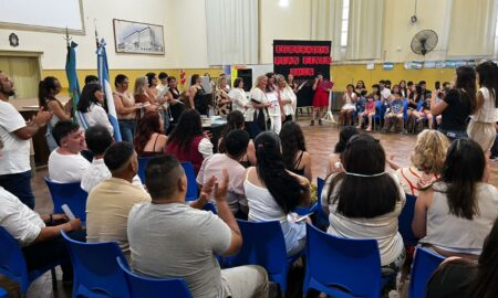 ENTREGA DE TÍTULOS A EGRESADOS DEL PLAN FINES