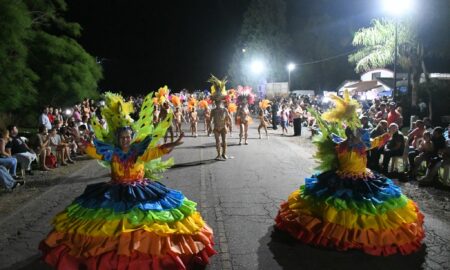 LOS FESTEJOS DE CARNAVAL SIGUEN CONVOCANDO A NUMEROSO PÚBLICO