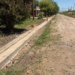 AVANZAN OBRAS DE CORDÓN Y CUNETA