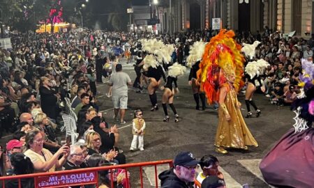 LAS MEJORES FOTOS DE LA PRIMERA NOCHE DE CARNAVAL EN LA CIUDAD