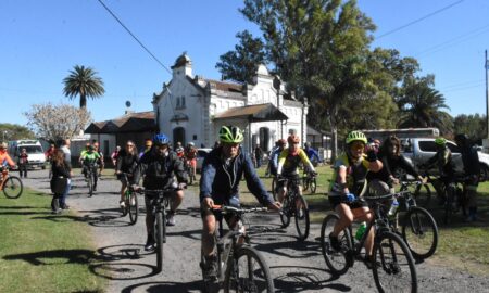 CICLOTURISMO: EXITOSA PROPUESTA EN EL ENTORNO NATURAL DE GOROSTIAGA