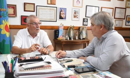 BRITOS RECIBIÓ A EX INTENDENTE DE BRAGADO Y HABLARON DEL FUTURO POLÍTICO