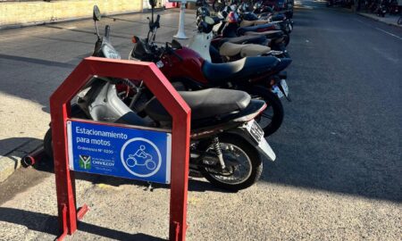 COLOCAN NUEVOS REDUCTORES Y DÁRSENAS PARA MOTOS PARA MEJORAR LA SEGURIDAD VIAL