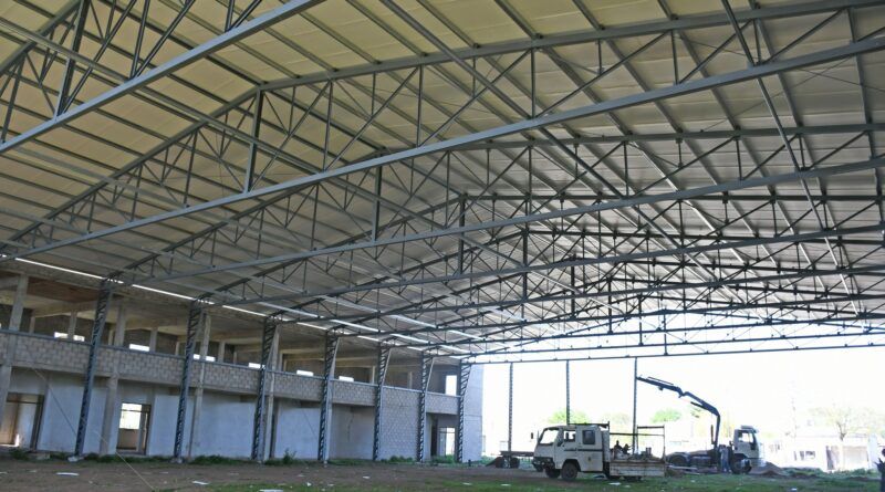 CUATRO EMPRESAS PRESENTARON OFERTAS PARA FINALIZAR EL POLIDEPORTIVO DE AVENIDA 84