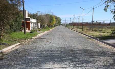 HABILITARON 10 NUEVAS CUADRAS DE CORDÓN Y CUNETA EN EL BARRIO "GATO Y MANCHA"