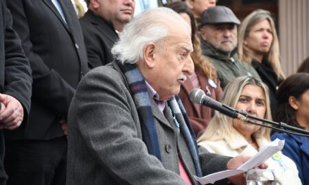 "RESPETAR AL QUE PIENSA DISTINTO FORMA PARTE DE LA LIBERTAD"