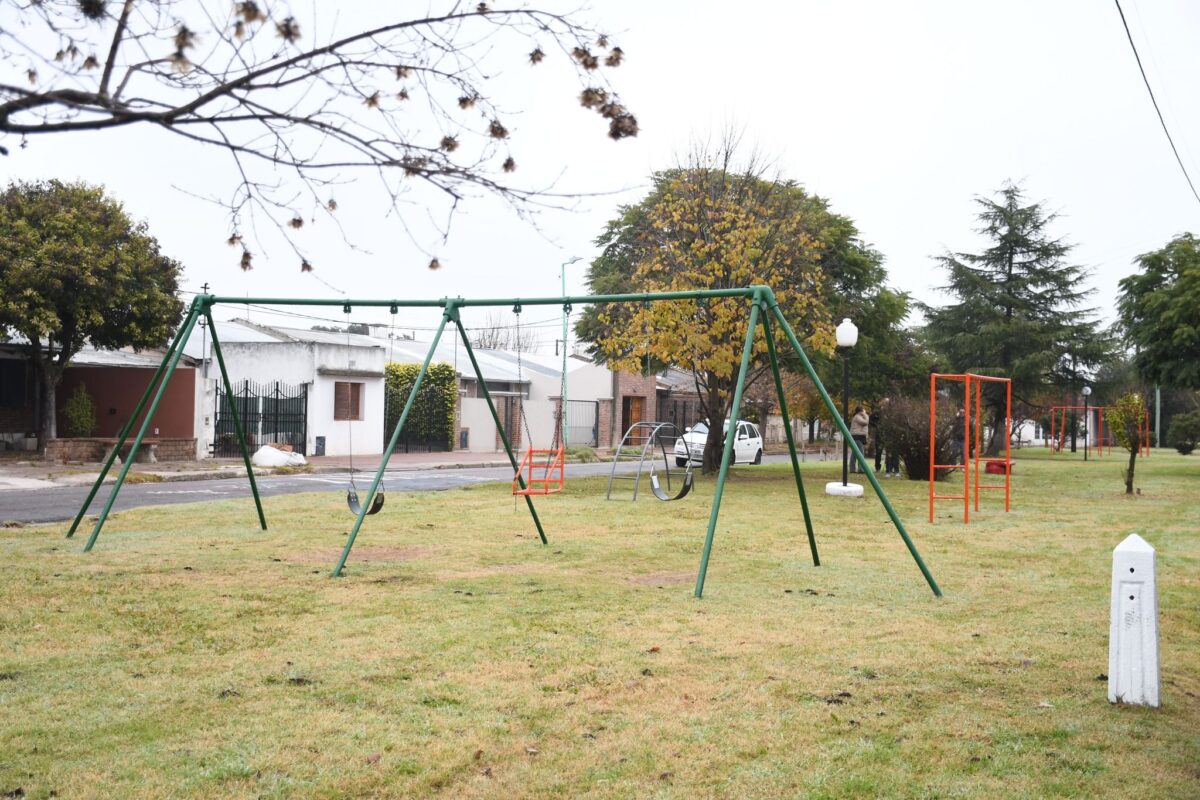 REMODELAN PLAZOLETA DE CALLE 96, ENTRE 25 DE MAYO Y LAVALLE