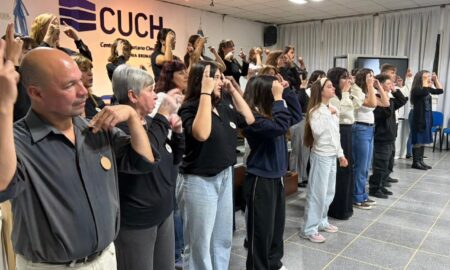 TALLER DE LENGUA DE SEÑAS: ENTREGARON CERTIFICADOS A 45 EGRESADOS