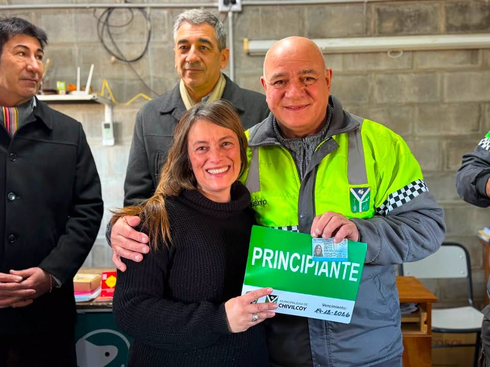 NUEVOS EGRESADOS DE LA ESCUELA MUNICIPAL DE MANEJO