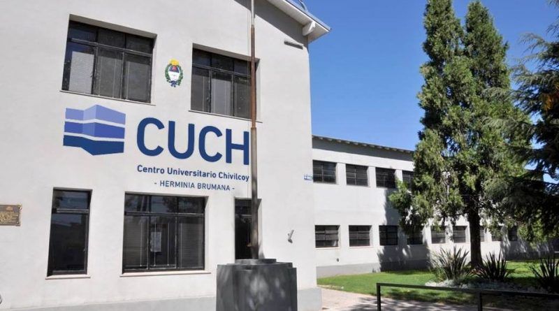 EN EL CENTRO UNIVERSITARIO: CHARLA PARA DEUDORES SOBRE USO RESPONSABLE DEL CRÉDITO