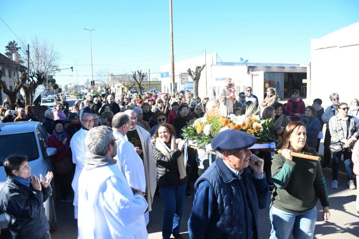 LOS CHIVILCOYANOS CELEBRARON A SAN CAYETANO Y MARCHARON POR PAN Y TRABAJO