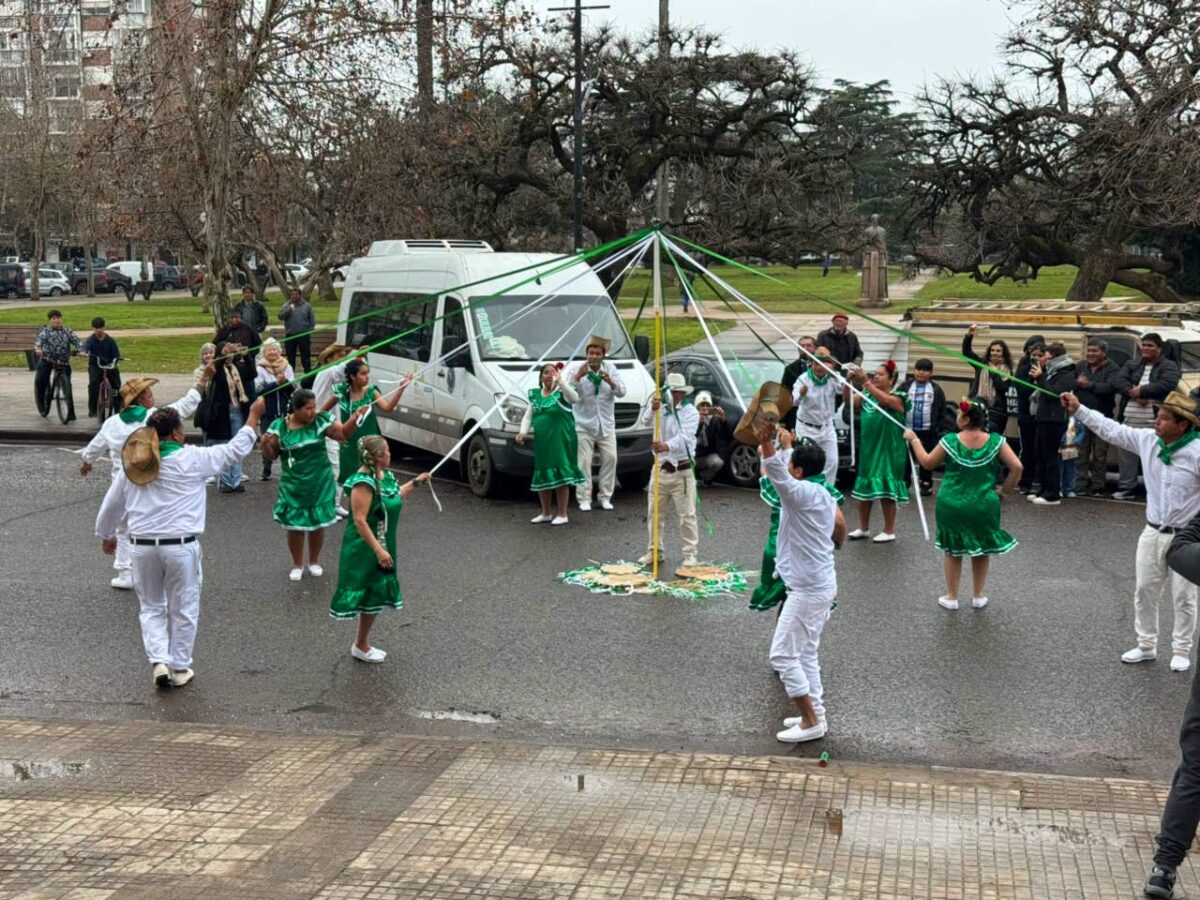 LA COMUNIDAD BOLIVIANA CELEBRÓ LA FIESTA DE LA VIRGEN DE URKUPIÑA