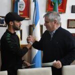 EL ATLETA TOMÁS VEGA RECIBIÓ BECA DEPORTIVA PARA PARTICIPAR EN JUEGOS SURAMERICANOS
