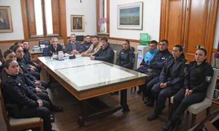 EL INTENDENTE PIDIÓ A POLICÍAS "COMPROMISO Y RESPONSABILIDAD EN BENEFICIO DE LA COMUNIDAD"