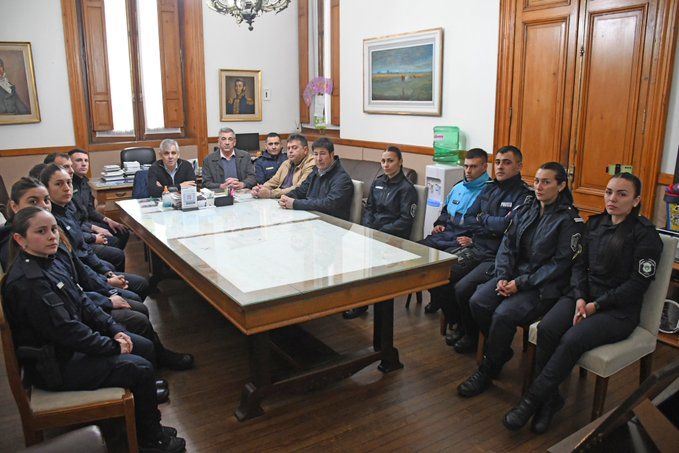 EL INTENDENTE PIDIÓ A POLICÍAS "COMPROMISO Y RESPONSABILIDAD EN BENEFICIO DE LA COMUNIDAD"