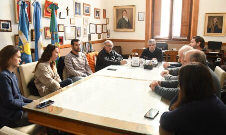 MANTENIMIENTO DE CAMINOS RURALES: BUSCAN ACERCAR POSICIONES MUNICIPIO Y RURALISTAS