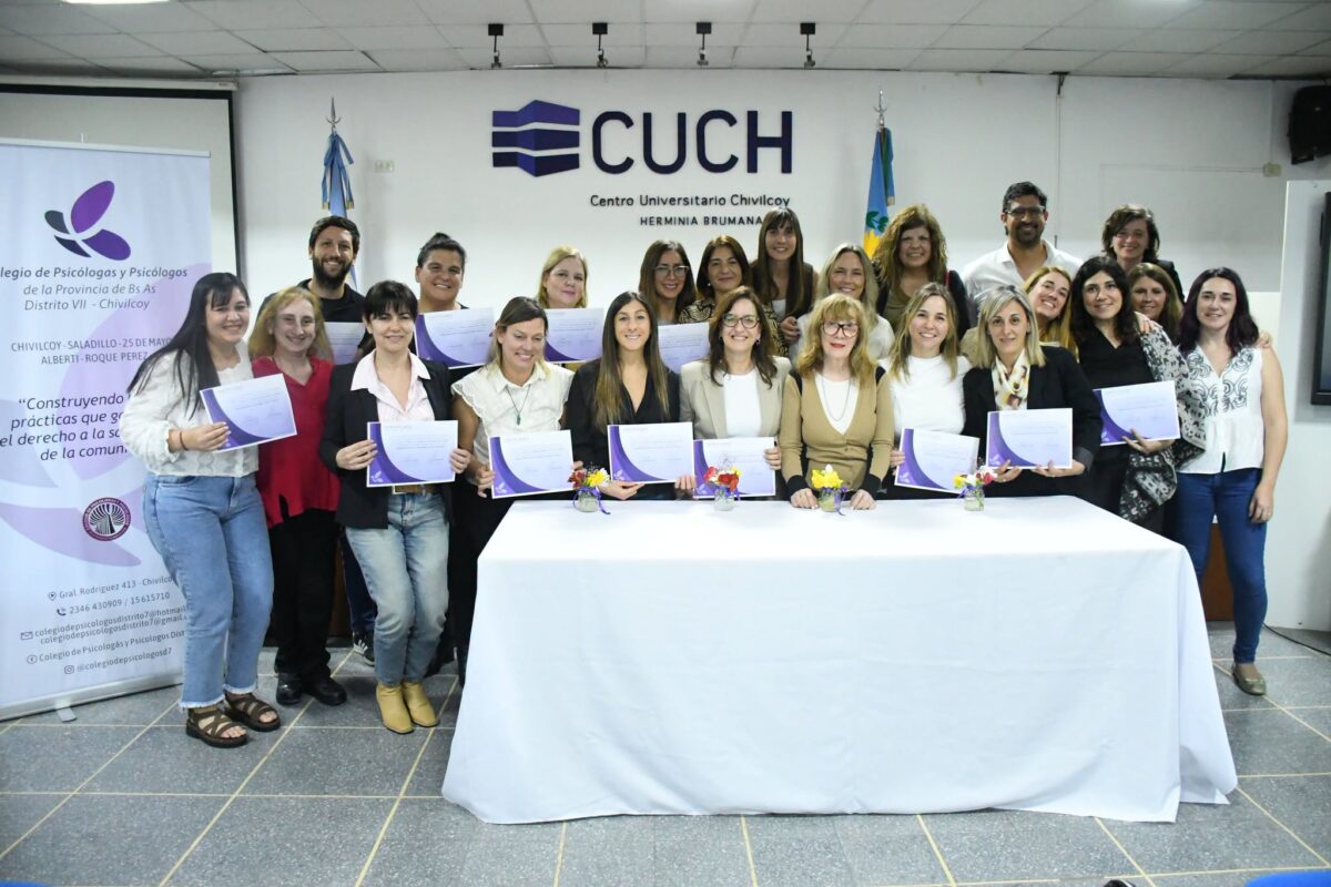CUCH: EGRESÓ PRIMERA PROMOCIÓN DE PSICOLOGÍA JURÍDICO-FORENSE