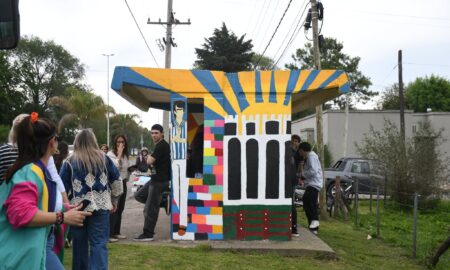INAUGURARON ESPACIOS DE ARTE EN GARITAS DE MICROS